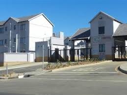 Kings crossing apartments midrand gated community homes leo wilson s kings crossing clovi the largest selection of apartments flats farms repossessed property private property and houses to rent in midrand by from tse2.mm.bing.net. Halfway House Estate Property And Houses To Rent Page 2 Private Property