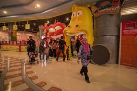 Teruskan membaca artikel tempat menarik untuk family day di johor ini agar anda dapat merancang percutian keluarga anda dengan baik. Kami Share Satu Tempat Lepak Kat Johor Bahru Yang Wajib Korang Try Cuti Sekolah Nanti
