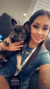 I woke up this morning to see this 💞💞 She was using the pillow like a  hooman Can I see your pillow using puppers ???