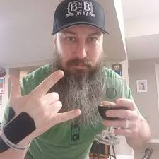 K & C Shelton (@lonebearbeard) • Instagram photos and videos