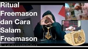 Blog saya ini akan merungkai melalui pemerhatian secara perbandingan. Ritual Illuminati Di Dalam Bangunan Freemason Cara Mengenali Ahli Freemason Ep 2 Youtube