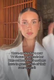 Johanna Rutherford's Instagram, Twitter & Facebook