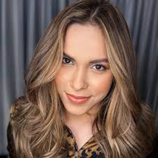 Daniela Cepeda Cuadrado (@daniela_cepedac)