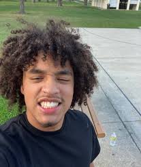 My Name is Jamie Cason but I go by Rockhead Im from Columbus Ohio I'm 31  years old big Leo Love Football Working out,Tattoo's Ink Monster I have 4  Little Ladies(children) on