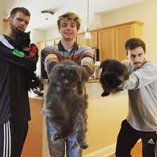 He is known for participating in mrbeast's challenge videos and being a member of the minecraft server dream smp. ð˜®ð˜º ð˜£ð˜¦ð˜´ð˜µ ð˜§ð˜³ð˜ªð˜¦ð˜¯ð˜¥ ð˜¬ð˜¢ð˜³ð˜­ ð˜«ð˜¢ð˜¤ð˜°ð˜£ð˜´ In 2021 Karl Dream Friends Dream Team