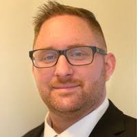 Robert Molden's Instagram, Twitter & Facebook