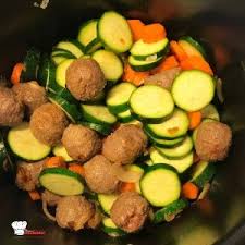 Boulettes De Boeuf Sauce Tomate Recette Cookeo Recette Recette Boulette De Boeuf Boulettes De Boeuf Cookeo Recette