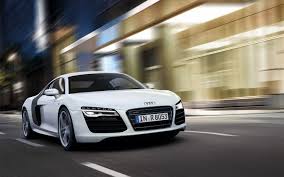 Need Speed The Audi R8 Is Not Just Designed For Speed But Born With It Fast Sportscars Cars White Peugeot Audi R8