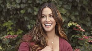 Alanis' greek name is a feminine version of her father's name, alan. Alanis Morissette Is Breastfeeding On Our May Cover And It S A Tribute To Moms Everywhere Health Com