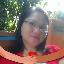 Pizza with mustard low key really good 👀