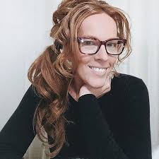 Denise Wynn's Instagram, Twitter & Facebook