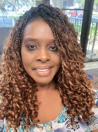 G'day Everyone...I'm Australian 55 years old living in Indiana USA. I'm a  retired International Flight Attendant and Ive been a widow for two years  and I've experienced Jesus' love for me. I'm