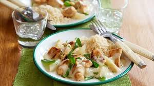 Schnelles Huhnerfrikassee Knorr De Rezept Huhner Frikassee Huhnerfrikassee Rezepte