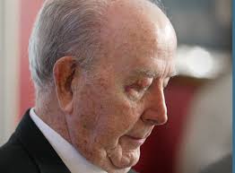 Outhouse' quip led to hard feelings