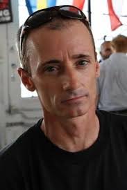 Justin Peach's Instagram, Twitter & Facebook