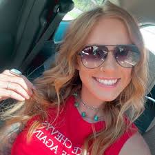 Ashlee Ball (@_ashleeball_) • Threads, Say more