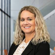 Courtney Sinisi Realtor RE/MAX 10