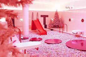 Frozen treats, served with a hefty slice of selfies. Trgvty4arnizzm