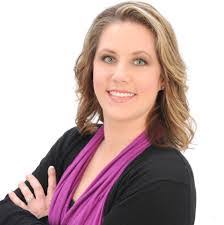 Bonnie Murray's Instagram, Twitter & Facebook