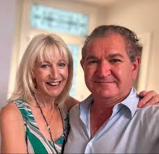 Louella Hatfield's Instagram, Twitter & Facebook