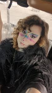 What hairstyle/haircolor does ur ai look the best in??? Lemme see👀