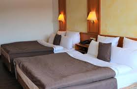 Welcome to the website of the circle inn in ramstein. Hotels Mit Familienzimmer In Ramstein Miesenbach Deutschland Bewertungen Preise Planet Of Hotels