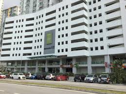 Xususiy mijozlar va biznes uchun bank xizmatlari. 40100 Shah Alam