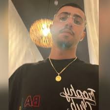 Same here I have a smoking fetish so I definitely love the smell