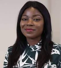 This is the same Afia Pokua aka Vim lady who during the John Mahama era  will list the number of JM ministers,The weekly amount of fuel they are  allocated,the number of V8s