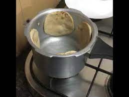 Tandoori Roti In Pressure Cooker Dhaba Style Tandoori Roti Made Without Tandoor Youtube