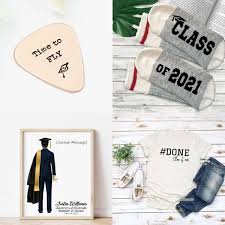 You've probably accomplished a lot in your four. 41 College Graduation Gifts For Him Craftsy Hacks