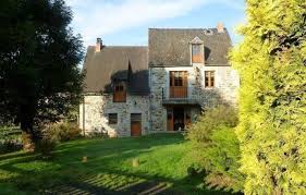 Gite N 63g6360 A Heume L Eglise Puy De Dome Gite 3 Epis Puy De Dome Gite Gite De France Location Gite
