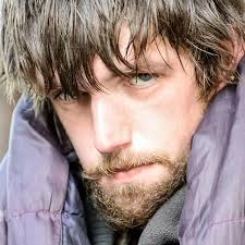 Watch homeless man reduce commuters to tears with beautiful Beethoven  rendition