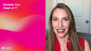 Danielle Cox's Instagram, Twitter & Facebook