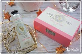 Savon Exfoliant Et Creme Mains De Panier Des Sens Le Raisin Ressourcant S Invite Dans La Nouvelle Collection Creme Pour Les Mains Savon Exfoliant