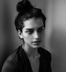 Evangeline Ash's Instagram, Twitter & Facebook