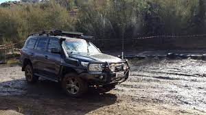 modded up landcruiser 200 sahara at the cruiserkhana