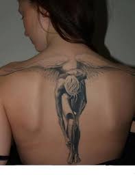 See More Running Angel Tattoo On Back Body Artistieke Tatoeages Tatoeages Meisjes Tatoeages