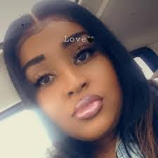 Tia Tipton's Instagram, Twitter & Facebook