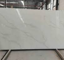 Heat Resistant White Calacatta Quartz Stone with Solid Surface for  Countertop