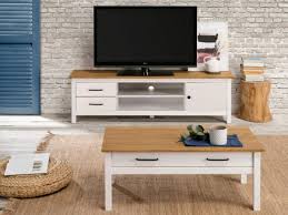 Meuble télé laqué blanc misez sur un salon design et épuré avec ce meuble tv blanc laqué brillant newland. Inspiration 2021 Le Meuble Tv Blanc Et Bois Bobochic