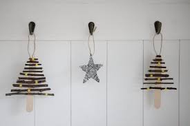 Blechdosen basteln basteln mit naturmaterialien traumfänger basteln kinder traumfänger selber basteln kindergeburtstag basteln bastelei recycling basteln basteln mit kleinkindern kindergarten basteln. Weihnachtsbaumschmuck Selber Basteln Mit Staccato Kindermode Lavendelblog