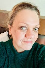 Cheek Spot Resembling a Heart in a Bird-Themed Group