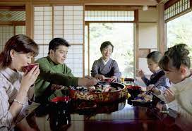7 modales en la mesa japonesa que debes conocer los palillos. Como Son Los Modales En La Mesa Japonesa Guia
