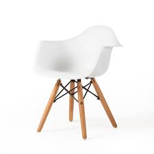 The combination of the wooden base with the plastic shell of the daw (dining height armchair wood base) produces a rich contrast of materials. Molded Mid Century Children S Arm Chair In White