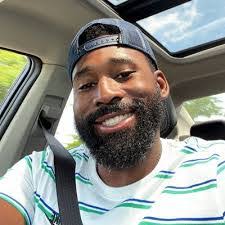 Jason Crumpler's Instagram, Twitter & Facebook