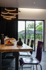 suspension de sept cercles lumineux de lkh design salle a manger moderne luminaires salle a manger lustre salle a manger