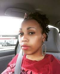 Marie Revere's Instagram, Twitter & Facebook