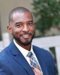 Steven Chambers's Instagram, Twitter & Facebook