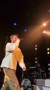 Alex warren performing “catch my breath” in Paris!! #paris  #alexwarren#alhambra #concerts #barricade #cheaperthantherapy #fyp